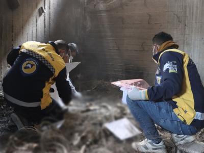 انتشال رفات أكثر من 20 جثة مجهولة الهوية  في بلدة سبينة بريف دمشق