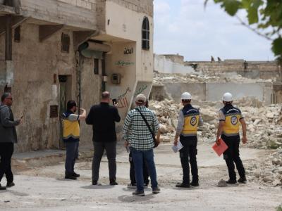 الدفاع المدني السوري (الخوذ البيضاء) يطلق مشروعاً لإزالة الأنقاض من 16 حياً في مدينة حلب