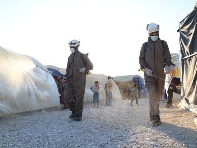 الحرب والنزوح وكورونا … ثلاثي حاصر السوريين عام 2020