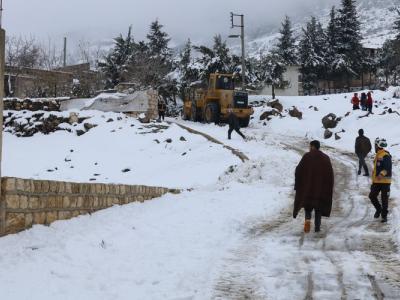 عاصفة ثلجية تضرب شمال غربي سوريا…. وريف عفرين ينال النصيب الأكبر منها