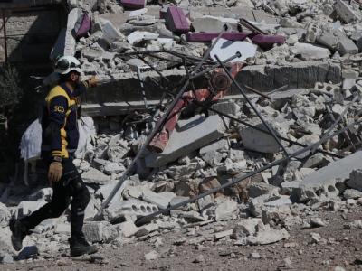 غارات جوية روسية غربي إدلب…الأرواح وسبل عيش المدنيين هي الهدف