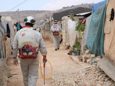 إجراءات الدفاع المدني للوقاية من فيروس كورونا في الشمال السوري تتواصل