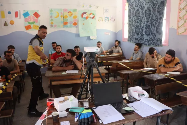 The White Helmets Introduce Disaster Response Training Program for Civilians in Northwestern Syria