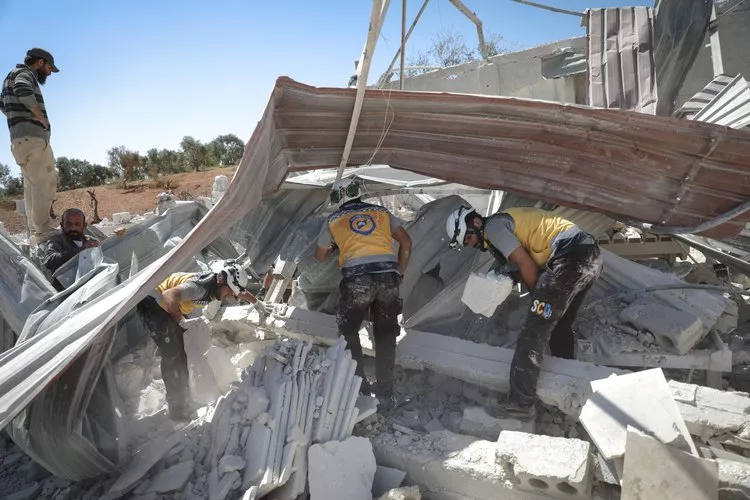 Russian escalation in Idlib countryside... 7 dead, including two children, in a massacre of warplanes