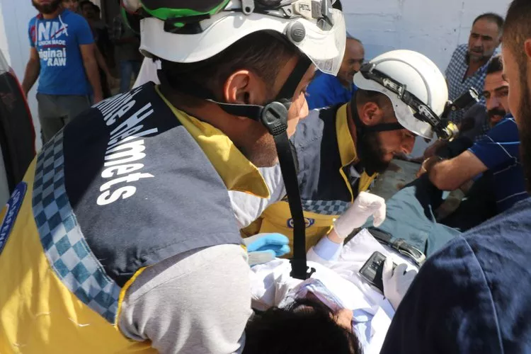 تضامناً مع الكوادر الطبية في سورية