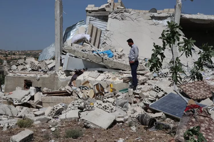 بيان حول تصعيد قوات النظام وروسيا قصفهم على المدنيين في ريف إدلب واستهدافهم مركزاً للدفاع المدني السوري